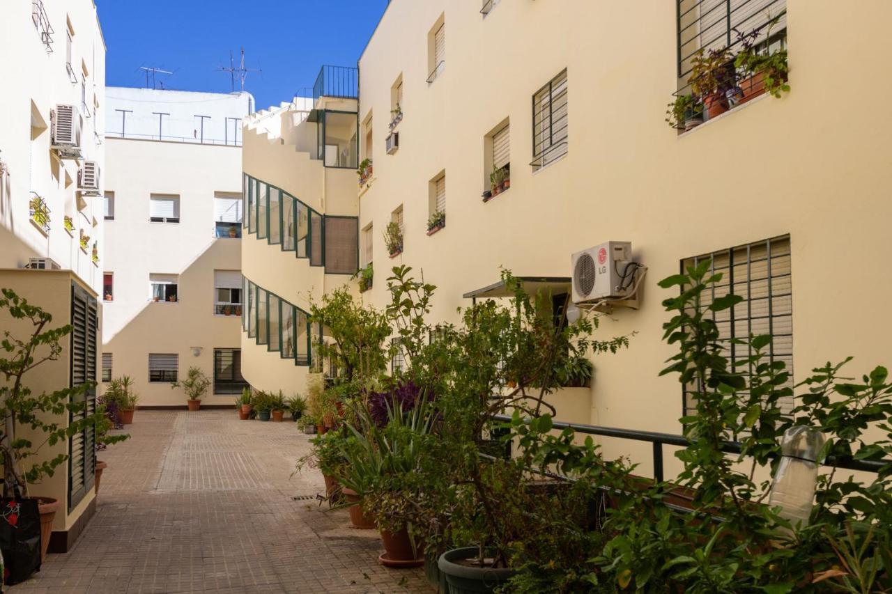 סביליה Medina Apartment And Parking Historical Center מראה חיצוני תמונה