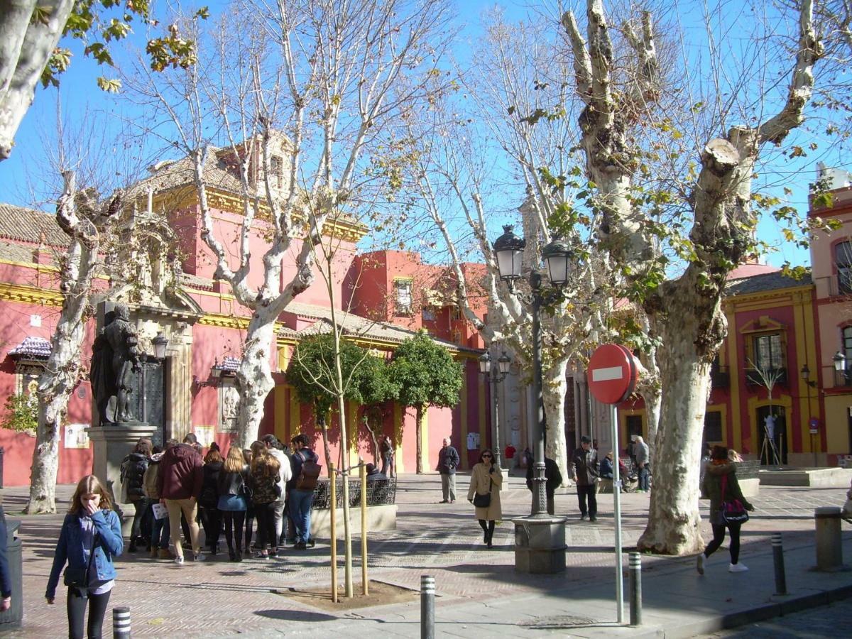 סביליה Medina Apartment And Parking Historical Center מראה חיצוני תמונה